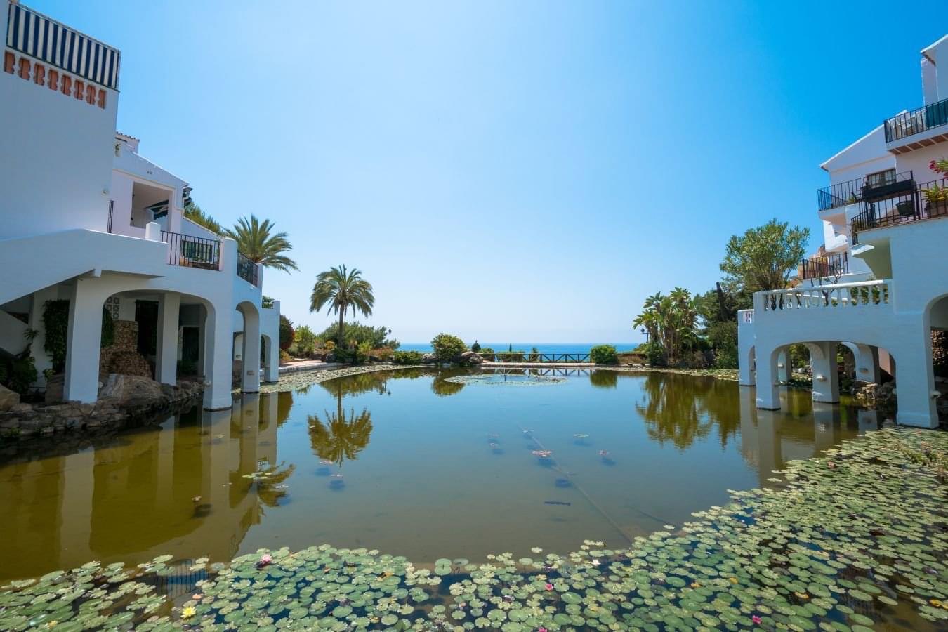 Capistrano Playa water feature with sea view